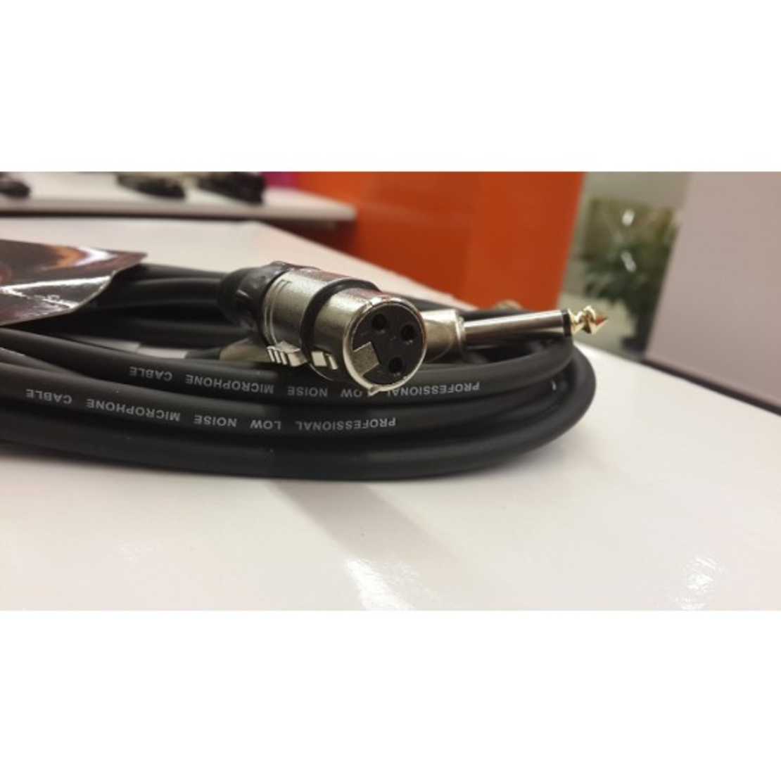 כבל XLR נקבה ל- PL6.3 זכר 10 מטר דגם: XLR-63-10 מבית PURE ACOUSTICS