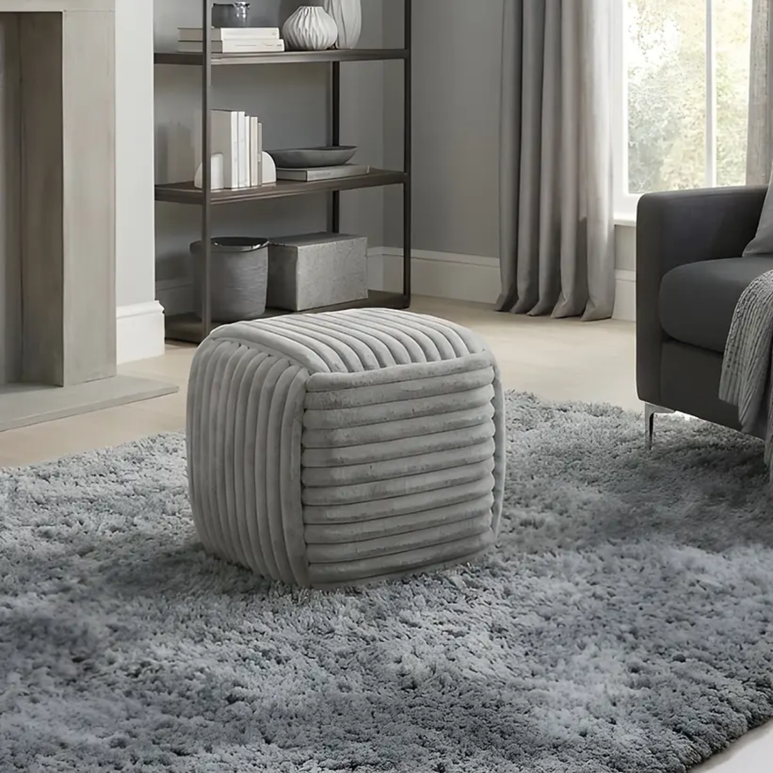 הדום פרוות פסים