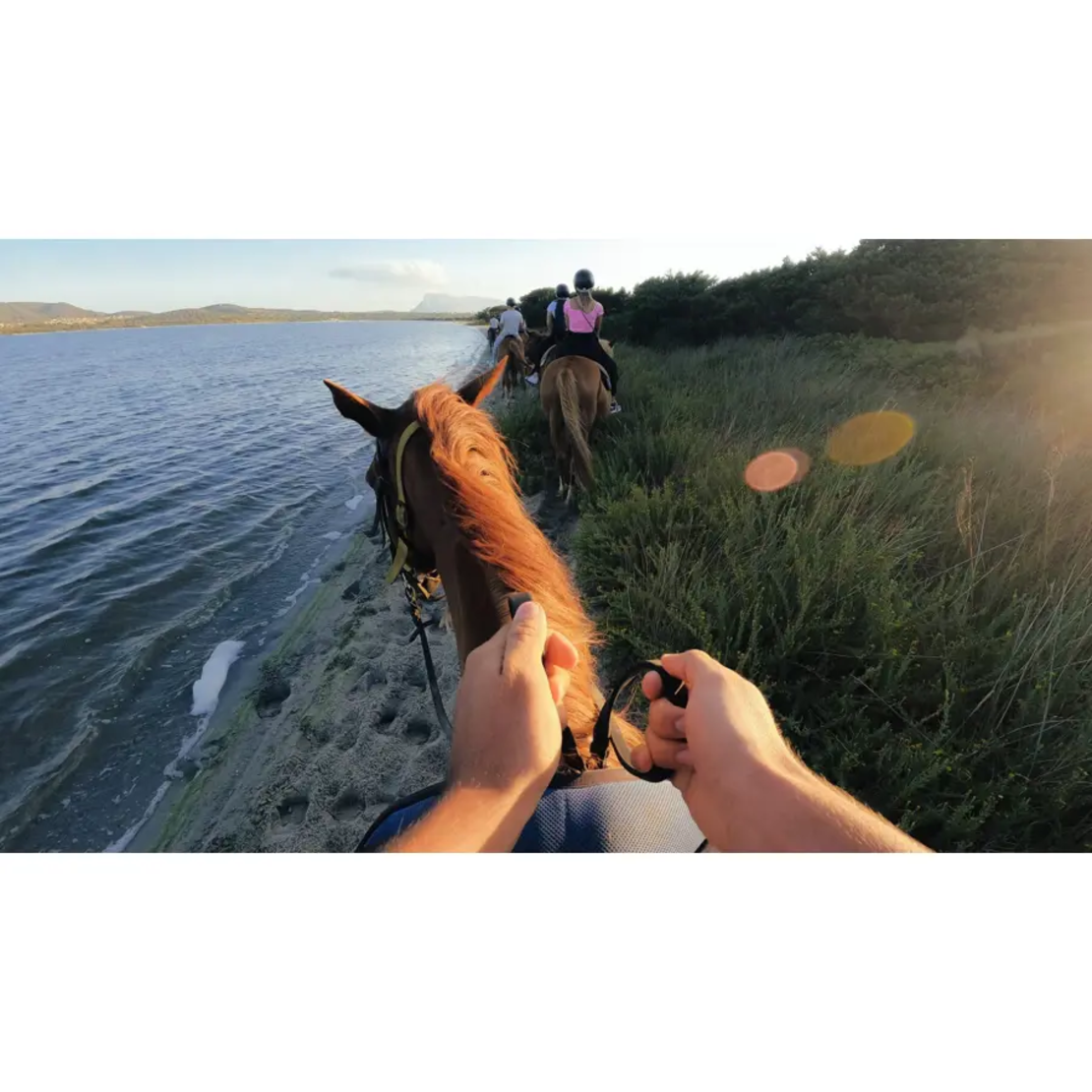 רצועת ראש + תופסן לכובע למצלמות גו פרו GoProHead Strap 2.0