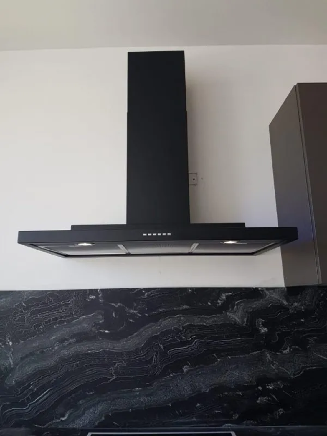 קולט אדים ארובה שטוח דגם Planeta 900 בומפני Bompani