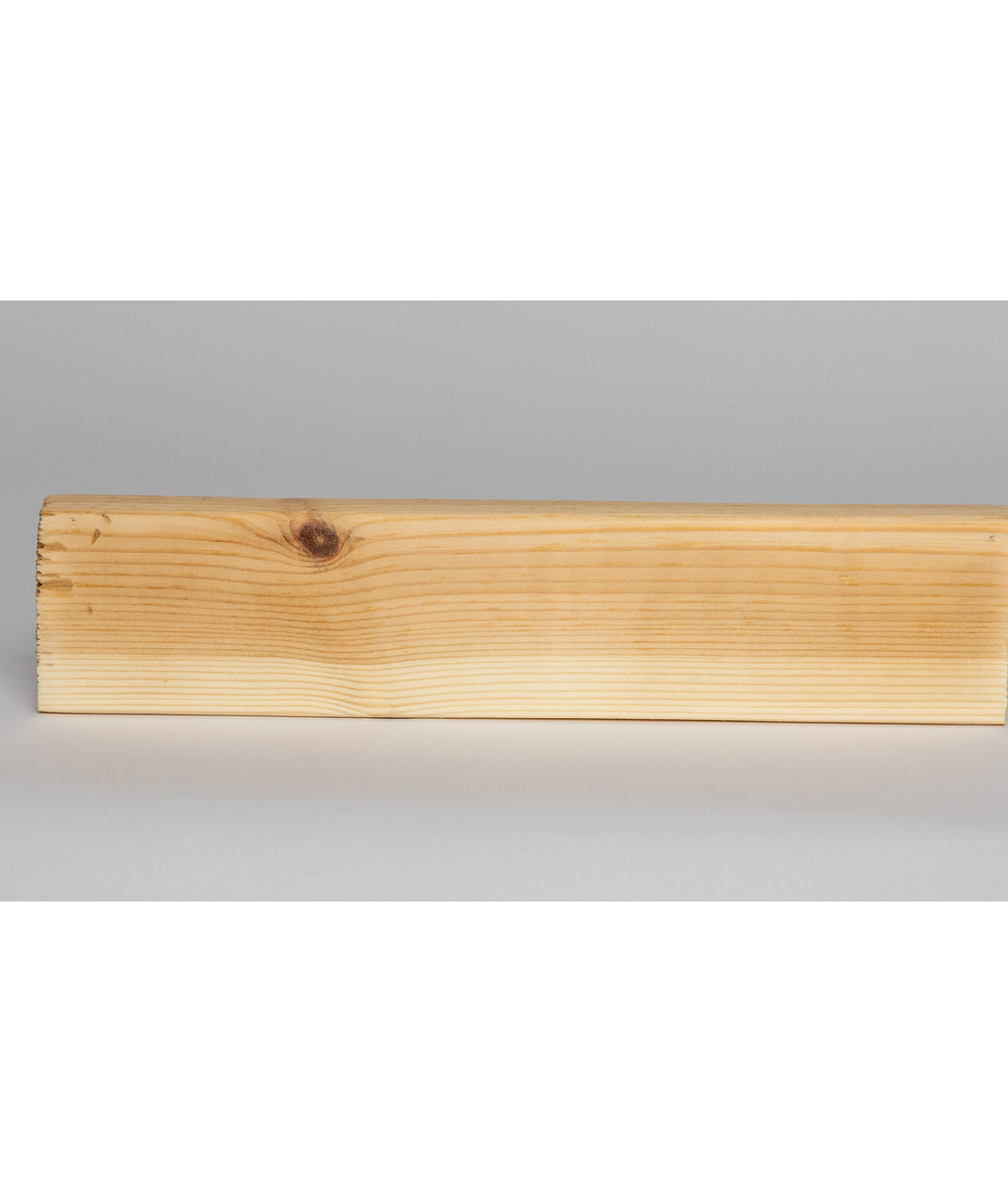 עץ אורן 2.5/7 מוקצע