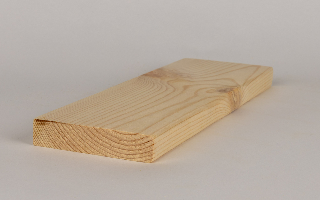 עץ אורן 2.5/10 מוקצע