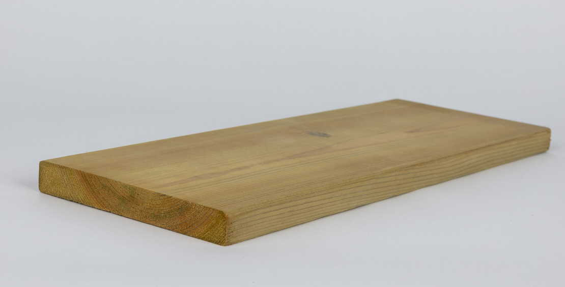 עץ אורן מוקצע-מחוטא 2.5/15