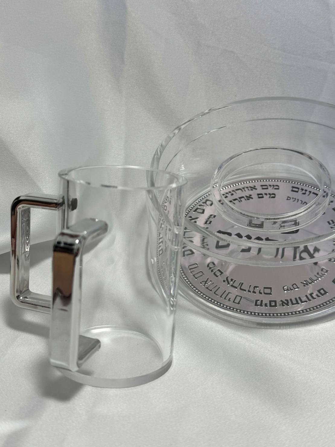 מים אחרונים