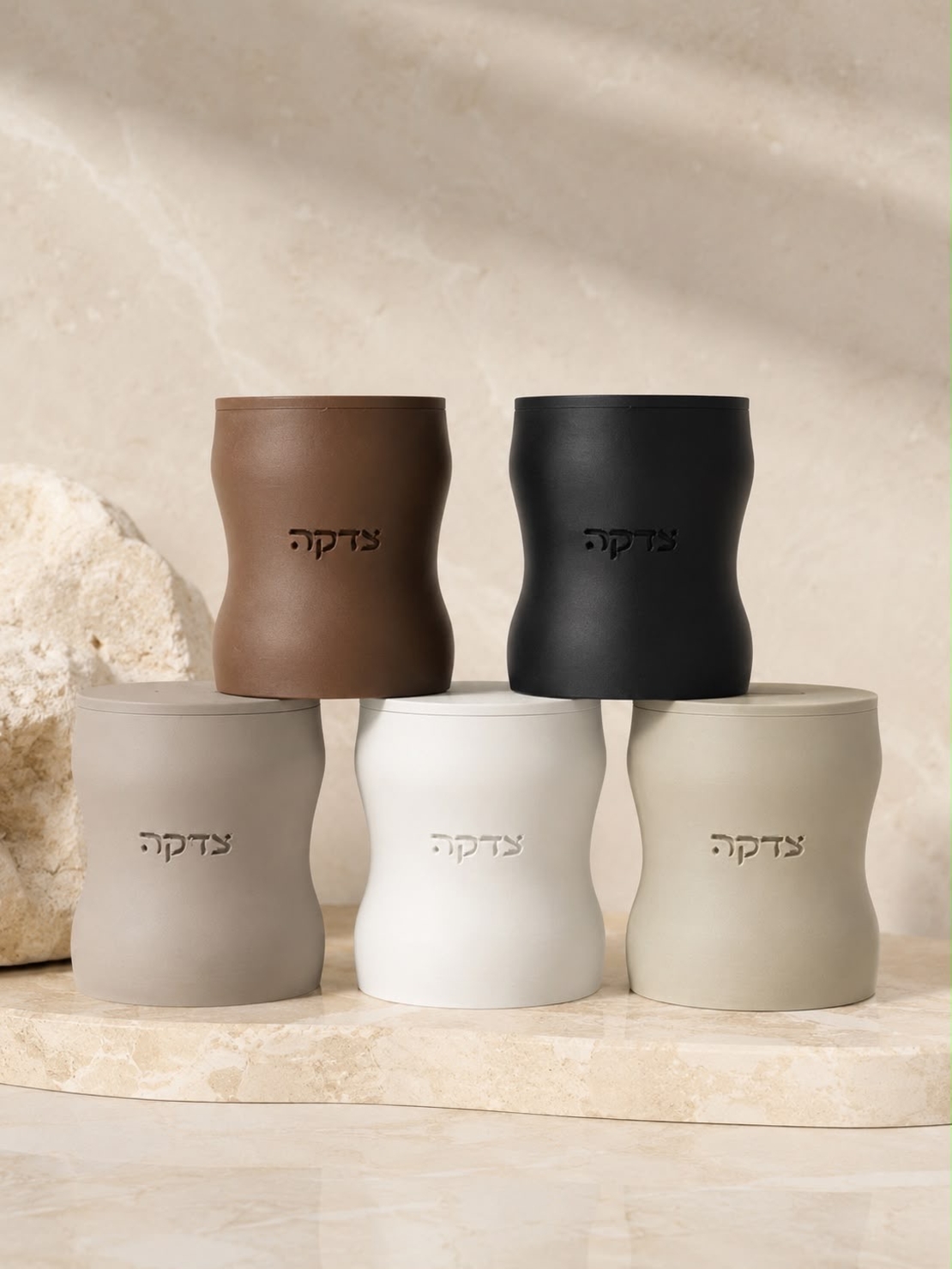 קופת צדקה בדגם טיפה