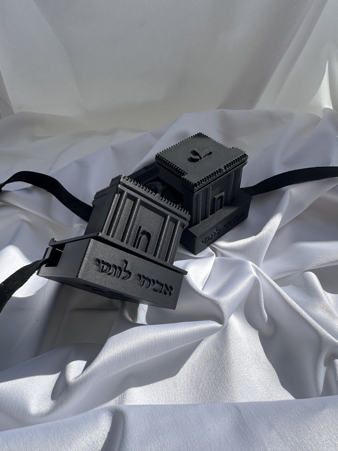 בתי תפילין דגם ״כותל״