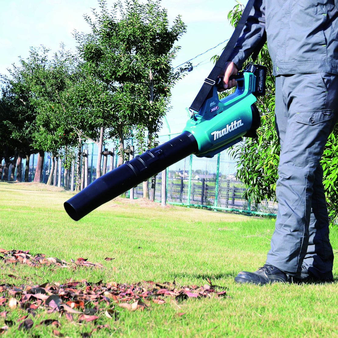 מפוח עלים 18V נטען 13 מ