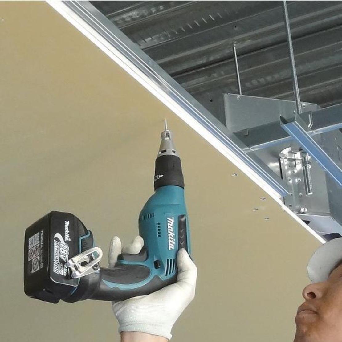 מברגת גבס DFS451 18V מתוצרת Makita