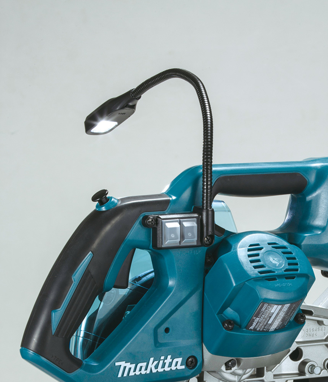 גוף מסור גרונג נטען 18V עם לייזר MAKITA DLS600Z מקיטה