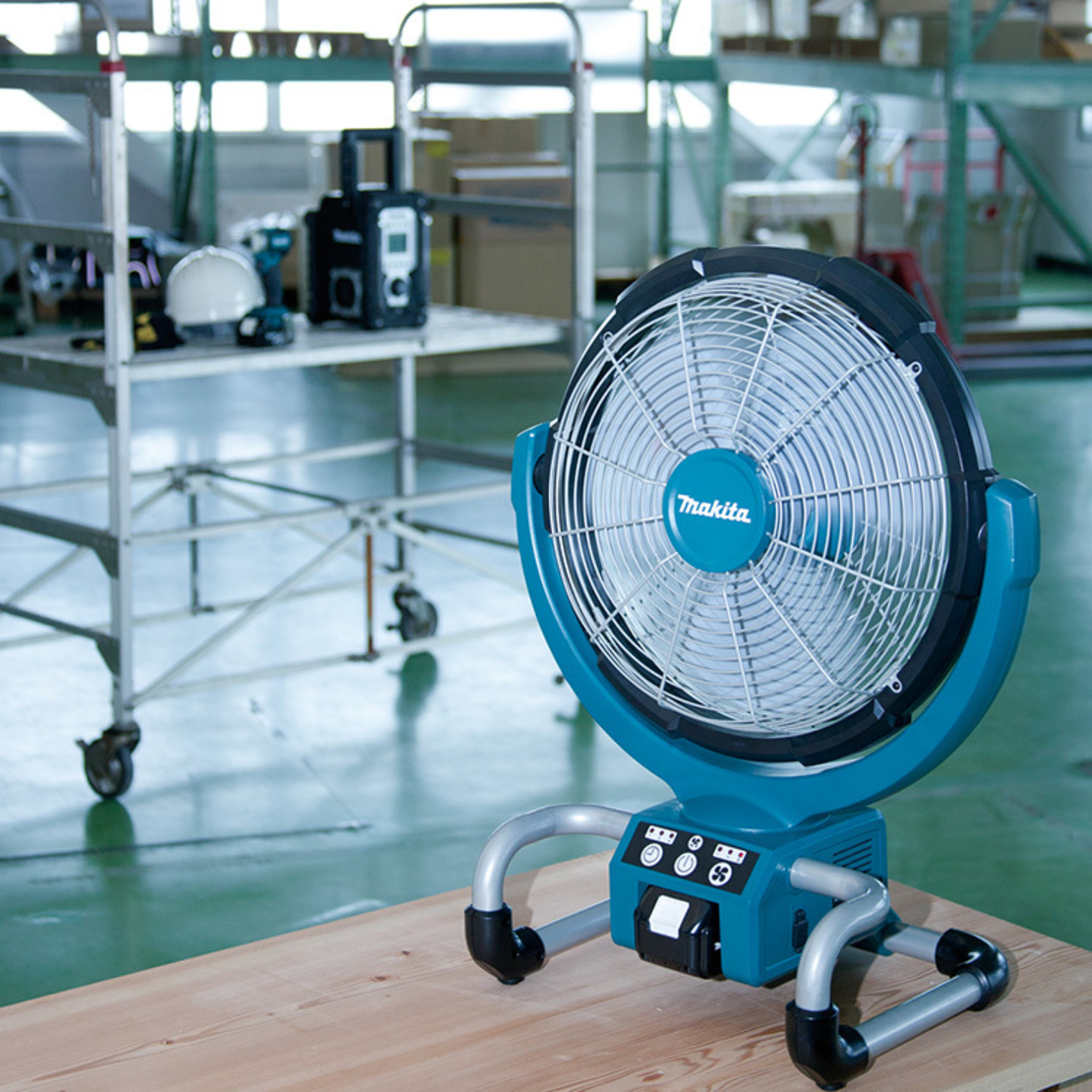 מאוורר DCF300Z 18V מתוצרת Makita