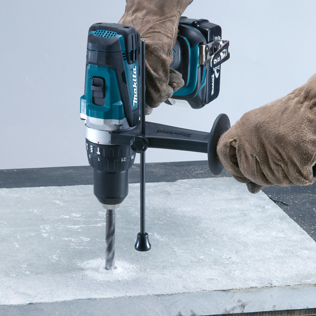 מברגה / מקדחה רוטטת DHP458 18V מתוצרת Makita