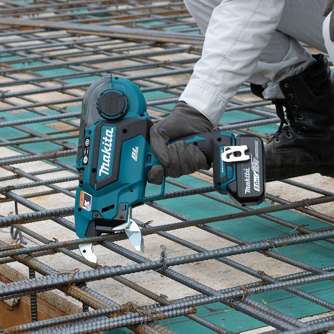 קושרת חוטים DTR181Z 18V מתוצרת Makita