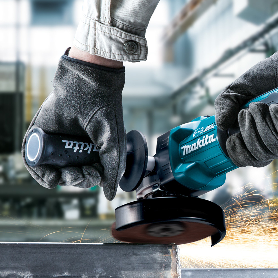 משחזת GA023GZ02 40V מתוצרת Makita