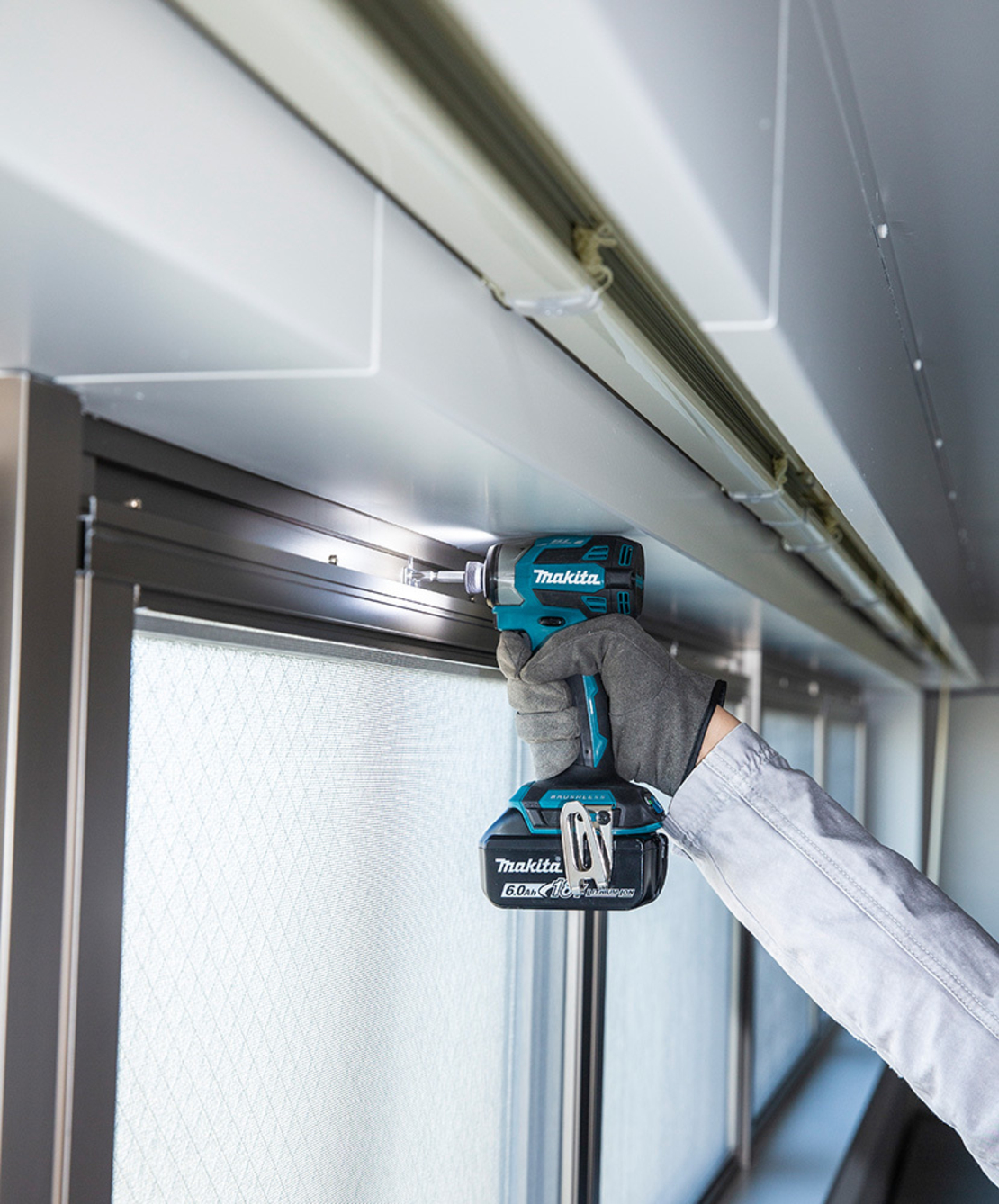 גוף מברגת אימפקט 180 ניוטון-מטר מנוע BL מתח 18V דגם MAKITA DTD173Z מקיטה