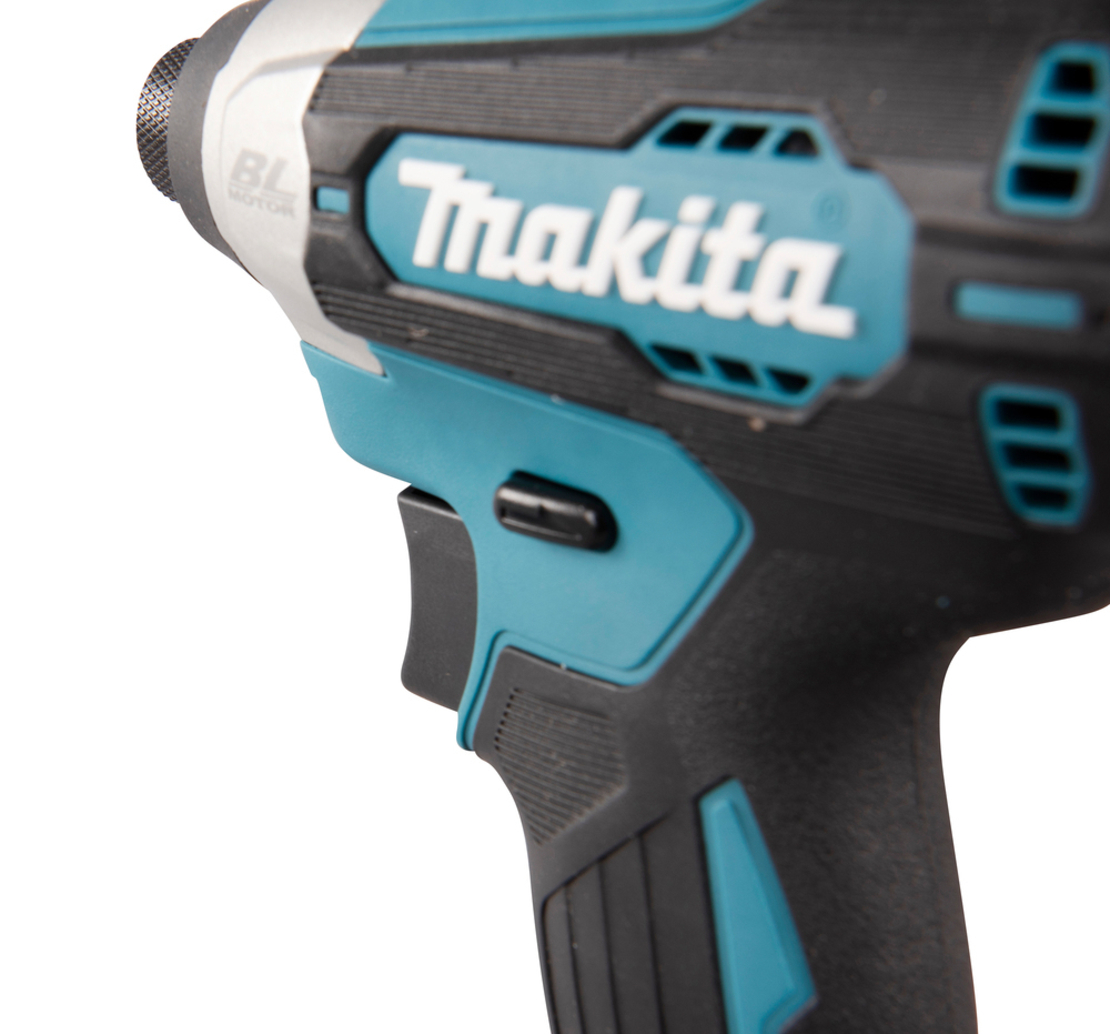 מברגת אימפקט 18V נטענת 140 N/m גוף MAKITA DTD157Z מקיטה