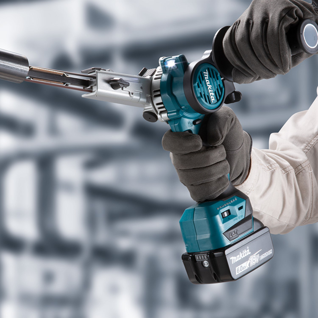 מלטשת צרה DBS180 18V מתוצרת Makita