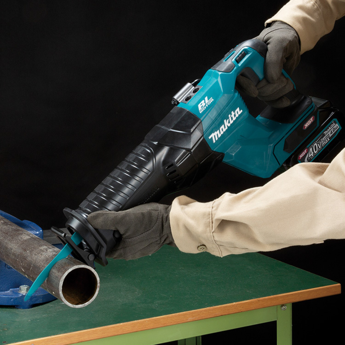 מסור חרב JR001GZ01 40V מתוצרת Makita