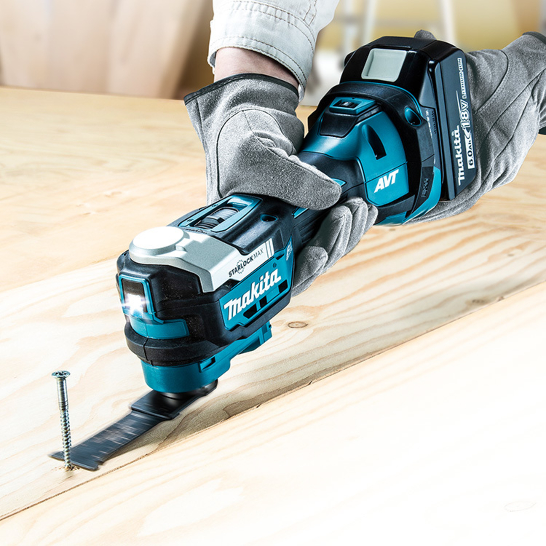 מולטיטול נטען DTM52 18V מתוצרת Makita