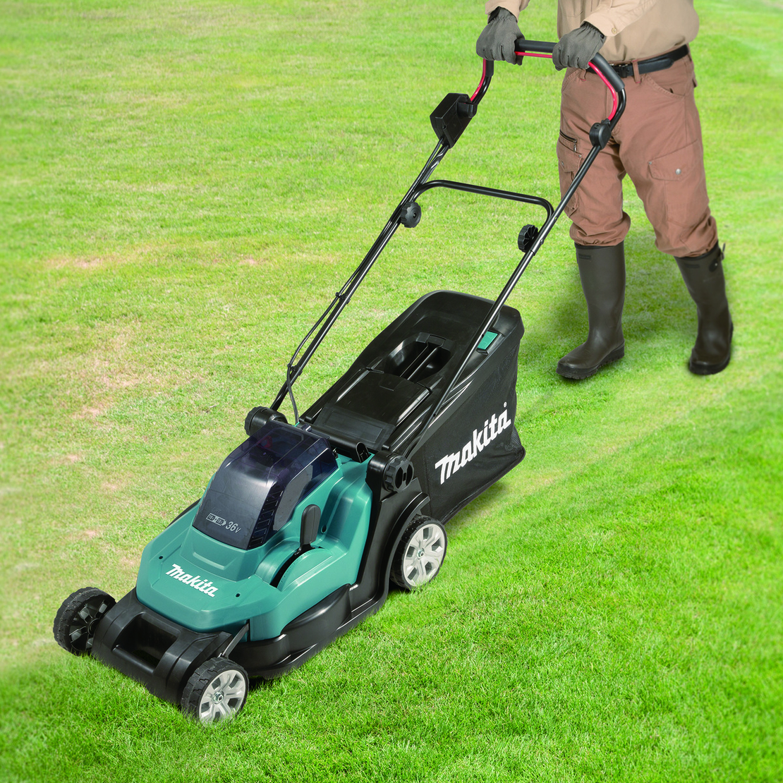 מכסחת דשא נטענת DLM432 2X18V מתוצרת Makita