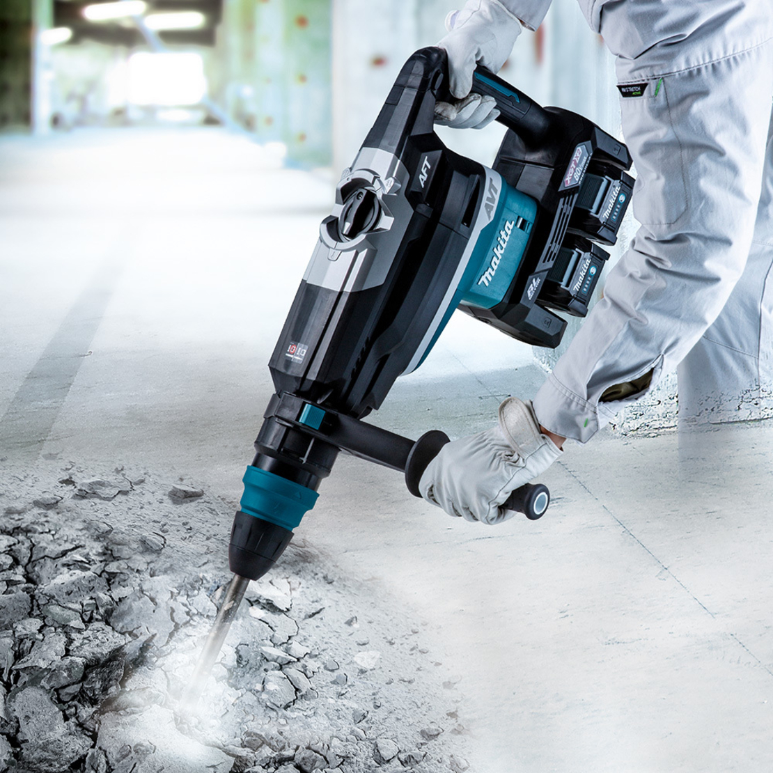 פטיש חוצב קודח HR006G 2x40V מתוצרת Makita