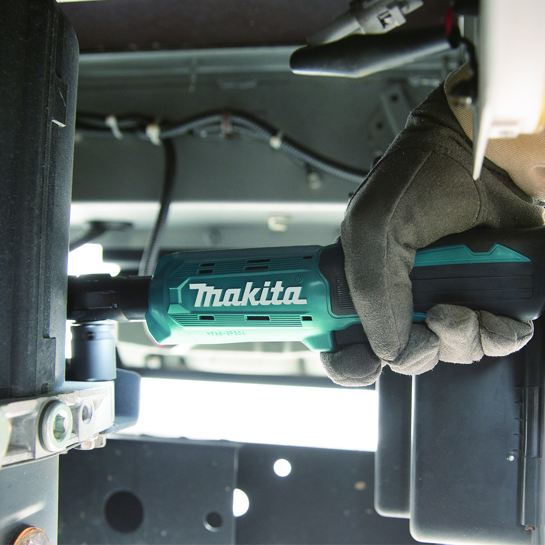 מפתח ראצ'ט נטען DWR180 18V מתוצרת Makita