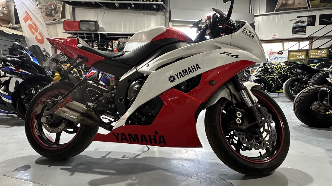YAMAHA YZF-R6