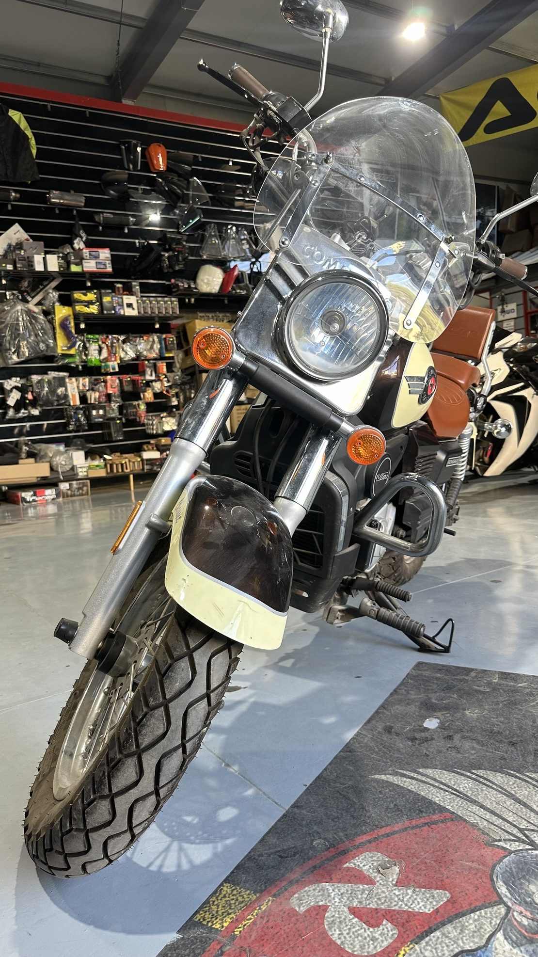 UM RENEGADE