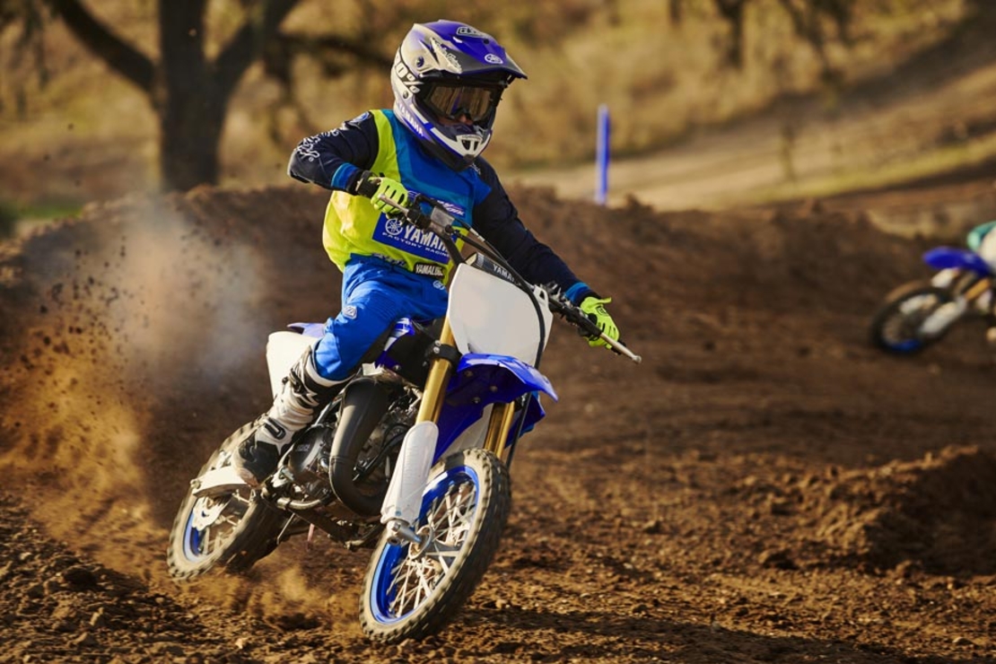 YZ65