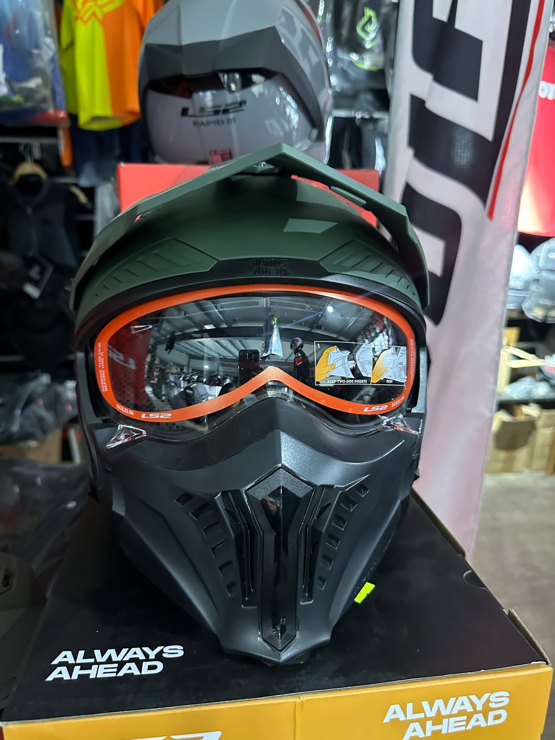 קסדת שטח L52 HELMETS