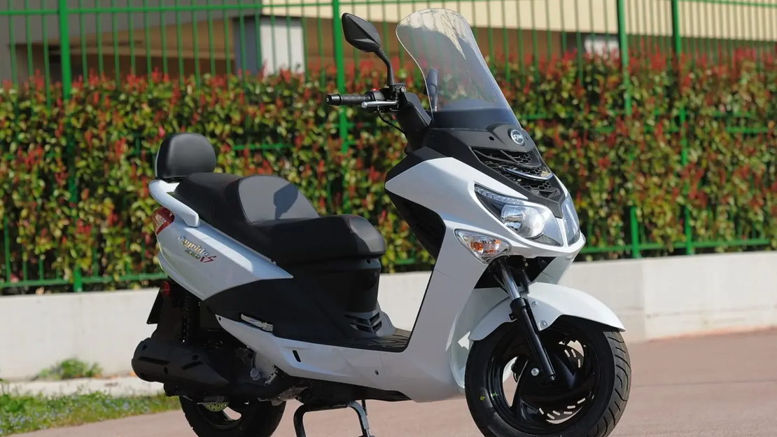 קטנוע JOYRIDE 200 S