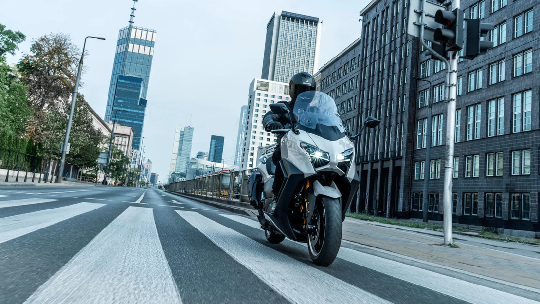 TMAX 560 TECH MAX
