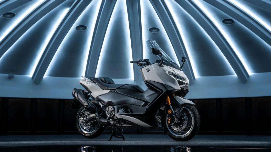 TMAX 560 TECH MAX