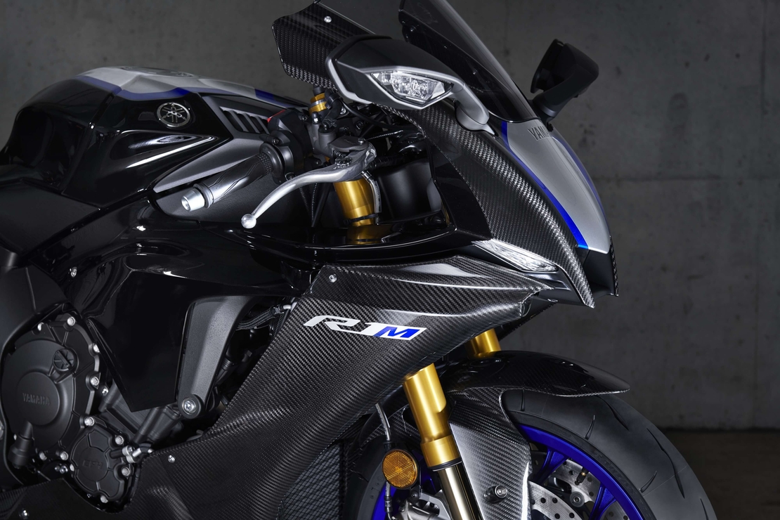 YAMAHA YZF-R1M
