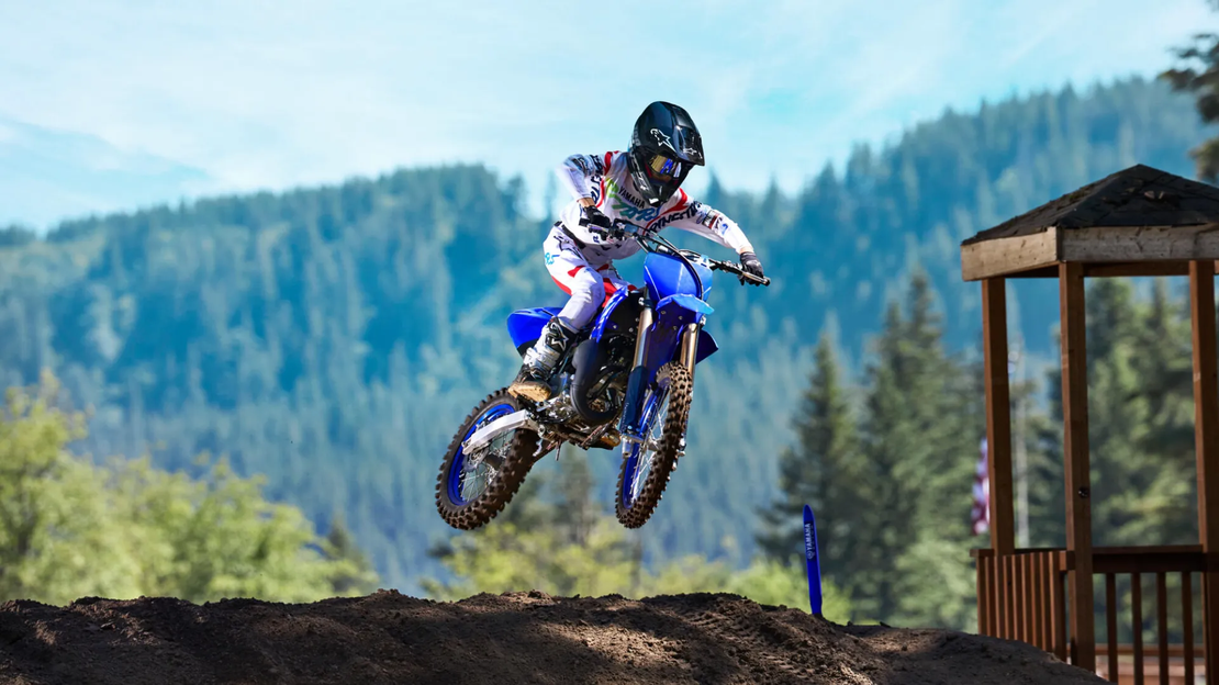YZ85