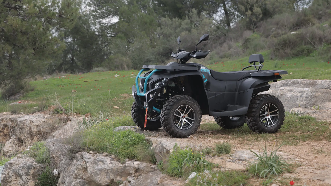 טרקטורון AX650
