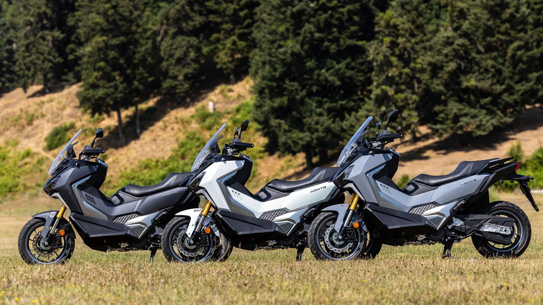 קטנוע אדוונצ'ר ADX400