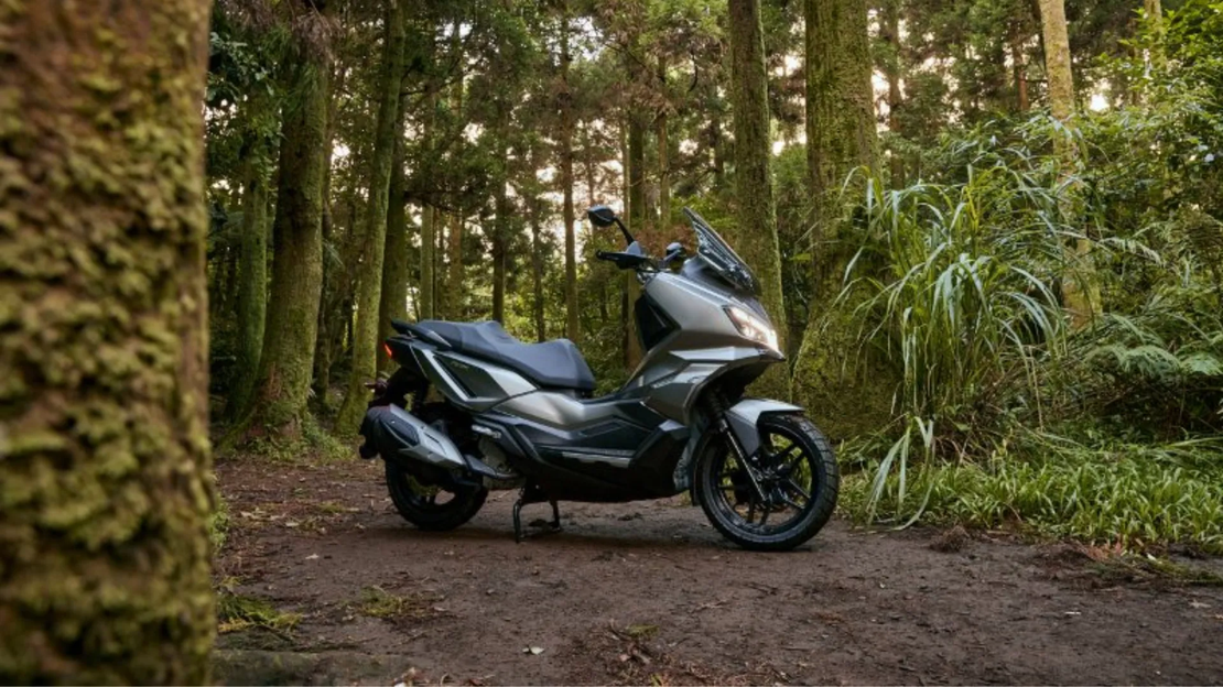 ADX 300