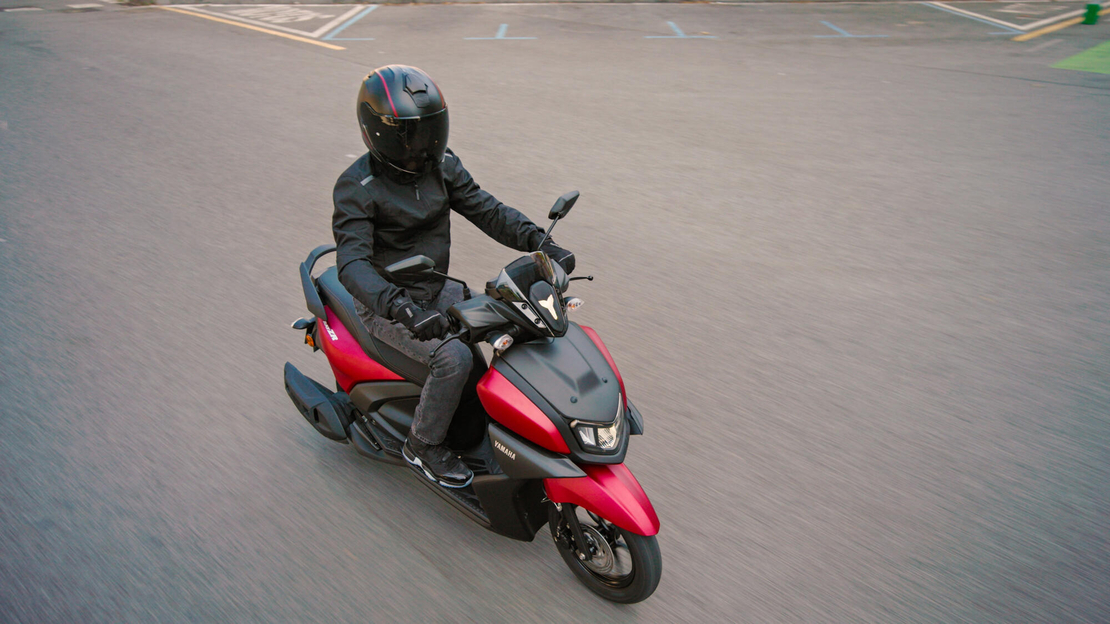 RayZR 125