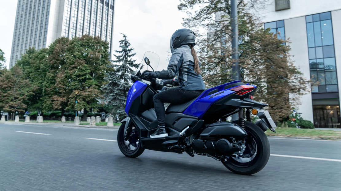 XMAX 125