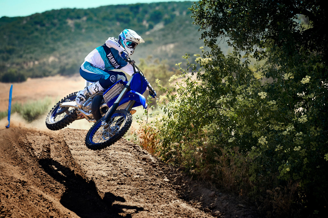 YZ250