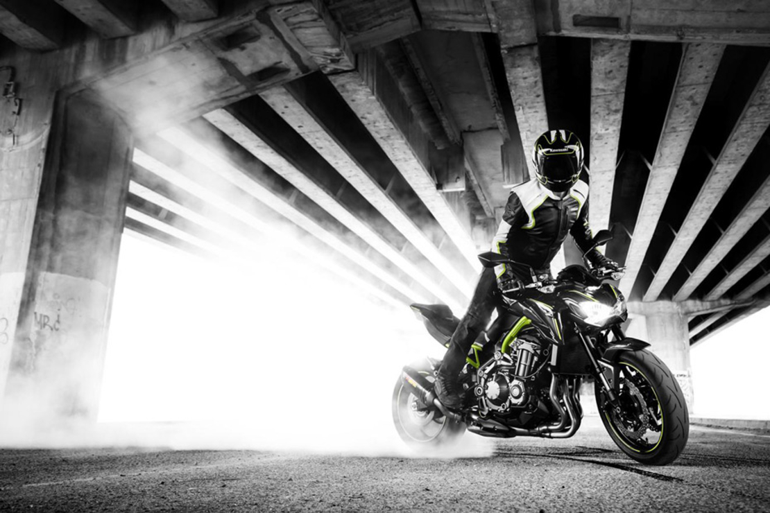 Z900