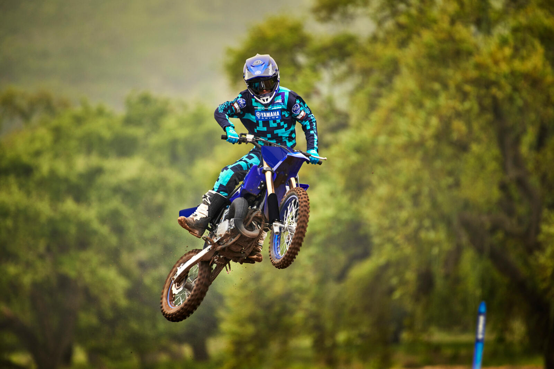 YZ85