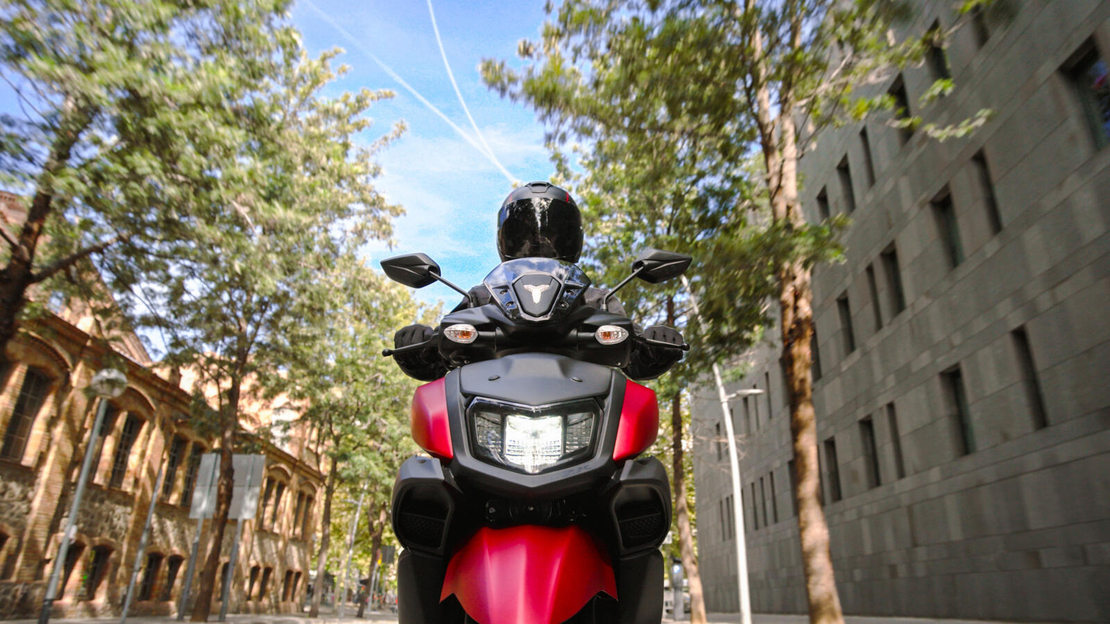RayZR 125