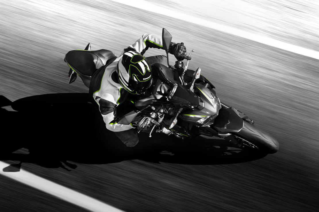 Z900