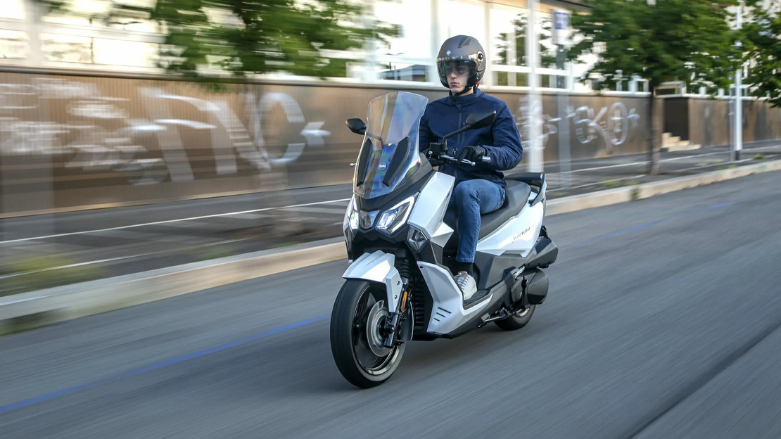 קטנוע JOYRIDE 300
