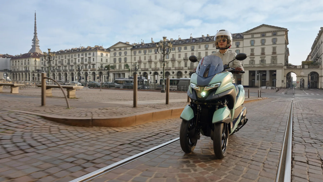 TRICITY 125 ABS