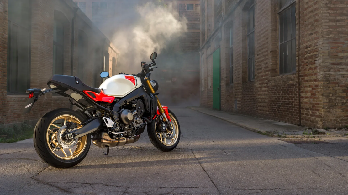 XSR900