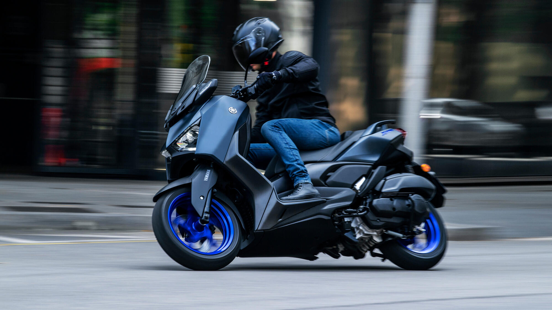 XMAX 125
