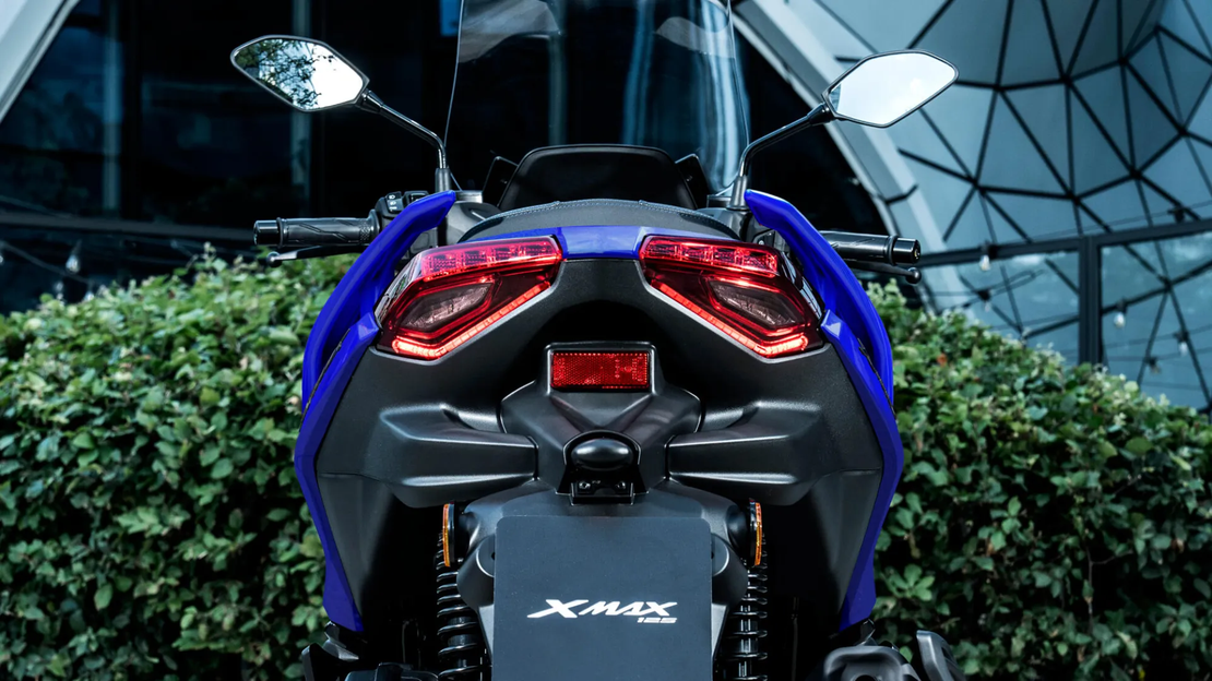 XMAX 125