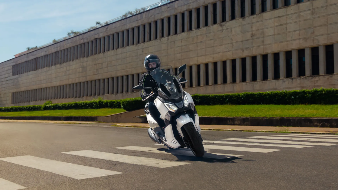 קטנוע JOYRIDE 300